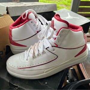 Jordan retro 2 mens sz 10 385475-102